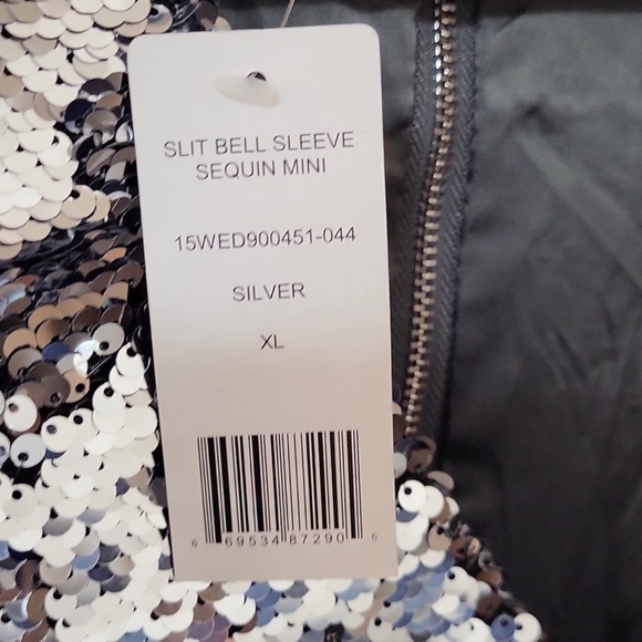 ๐ Bebe sequin long sleeve dress silver XL RARE new ๐ - Picture 7 of 12